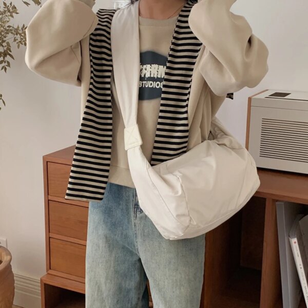 Large Capacity Casual Nylon Korean Style Hobos Bag - Image 2